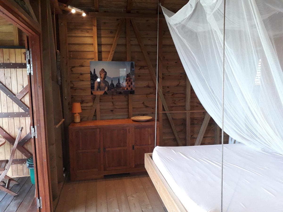 Ti Kaz Anoli Cottage En Bois Avec Vue Sur La Baie Terre-de-Bas Zewnętrze zdjęcie