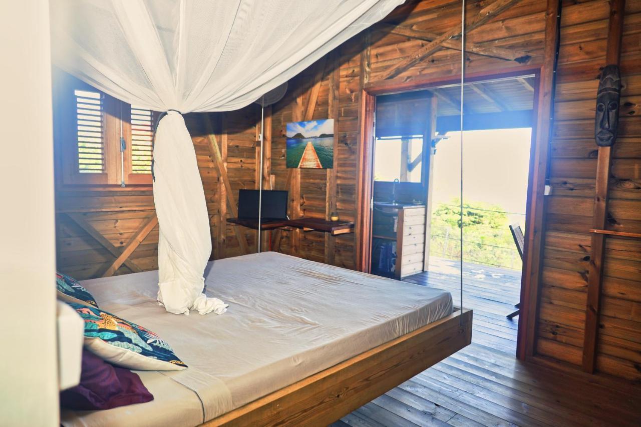 Ti Kaz Anoli Cottage En Bois Avec Vue Sur La Baie Terre-de-Bas Zewnętrze zdjęcie
